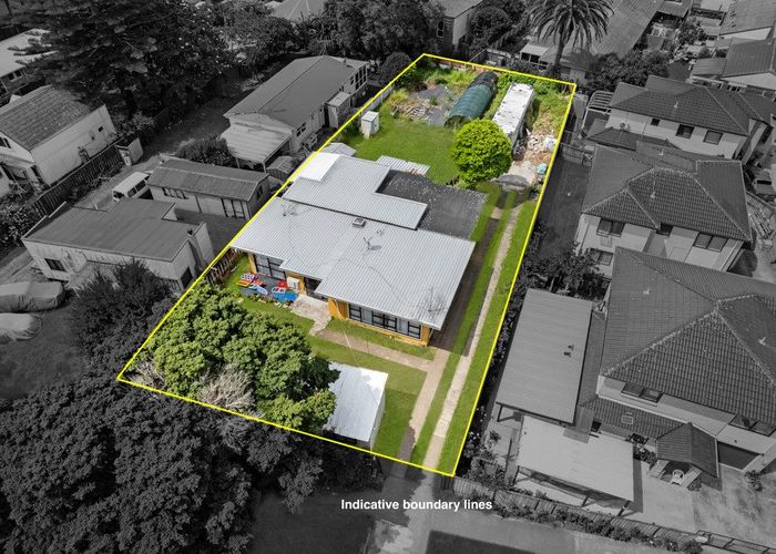  at 13 Gibbs Road, Manurewa, Manukau City, Auckland