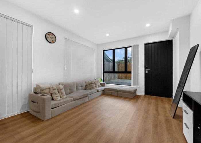  at 10B Benton Place, Manurewa, Manukau City, Auckland