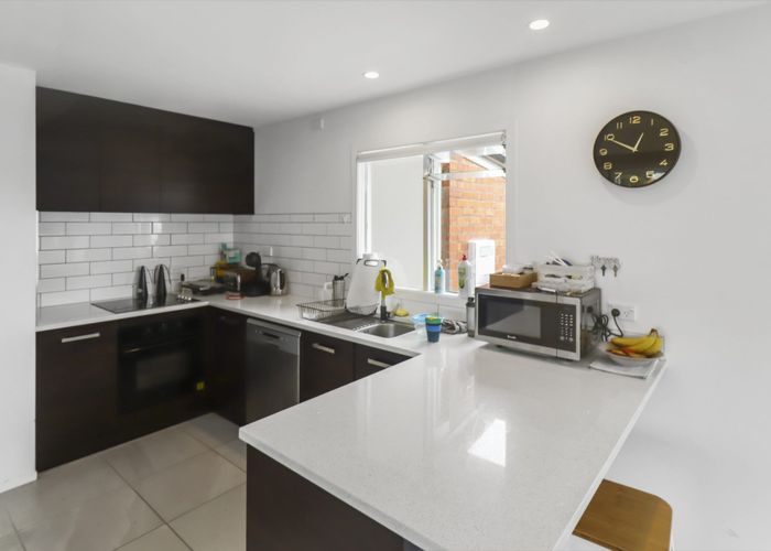  at 32 Myers Road, Manurewa, Manukau City, Auckland