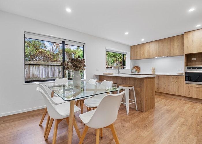  at 2/74 Lowry Avenue, Redwood, Christchurch City, Canterbury