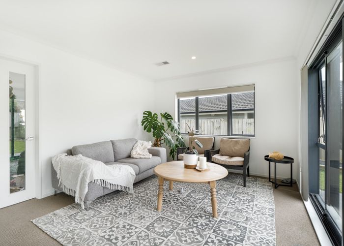  at 77 Grenada Drive, Grenada Village, Wellington, Wellington