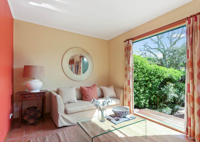  at 20 William Avenue, Greenlane, Auckland