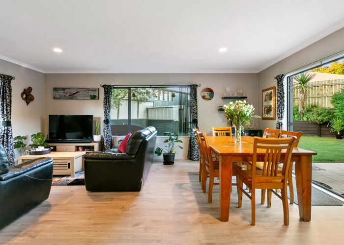  at 2 Balmoral Drive, Hilltop, Taupo