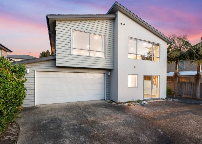  at 106 Killybeg Drive, Pinehill, North Shore City, Auckland