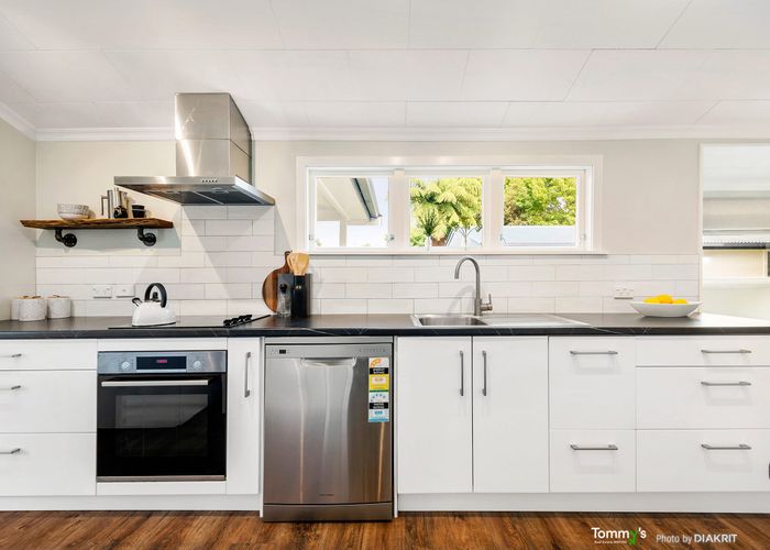  at 40 Pharazyn Street, Melling, Lower Hutt