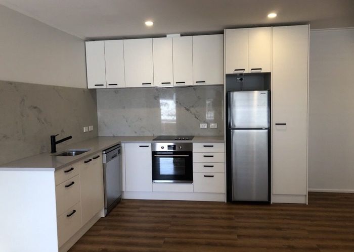  at 4/121 Great South Road, Greenlane, Auckland City, Auckland