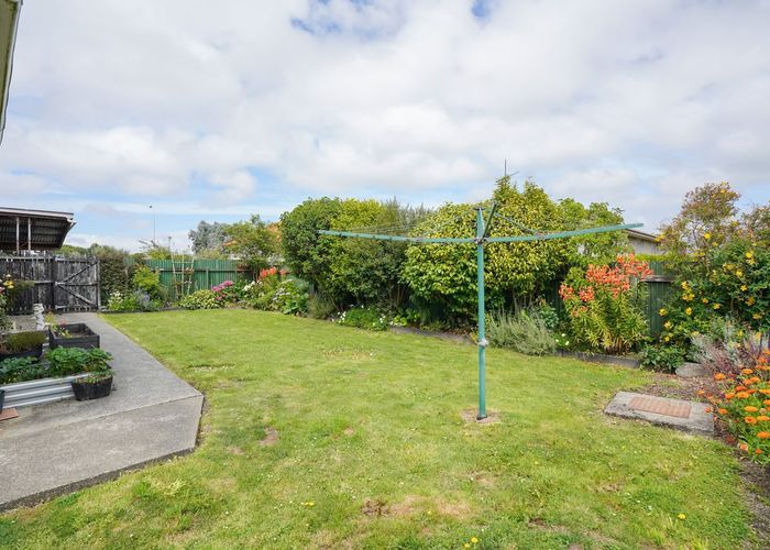 at 2/168 Balmoral Drive, Appleby, Invercargill
