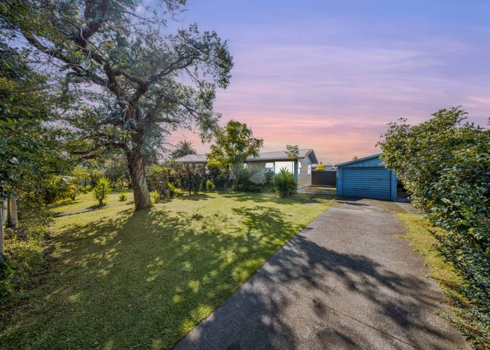  at 3 Kemble Close, Mangere, Manukau City, Auckland