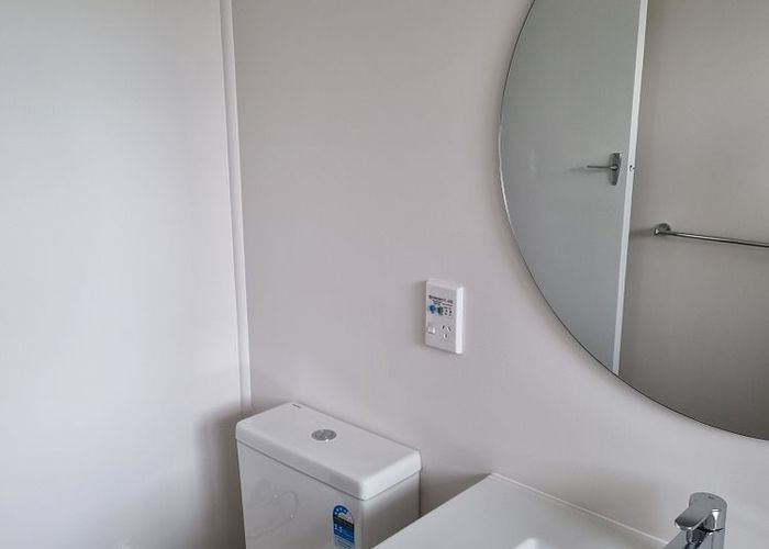  at 1090B Fergusson Drive, Clouston Park, Upper Hutt, Wellington
