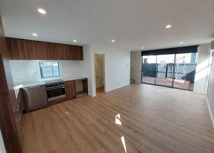  at 1/6 Manning Place, Woolston, Christchurch City, Canterbury