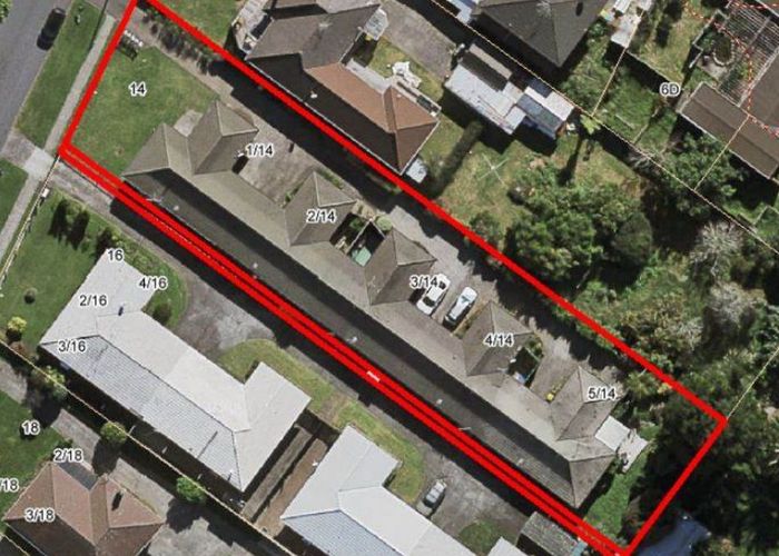  at 2/14 Regent Street, Papatoetoe, Auckland