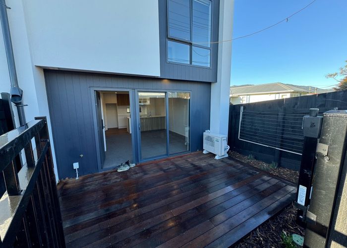  at 1/20 Fitzherbert Road, Wainuiomata, Lower Hutt