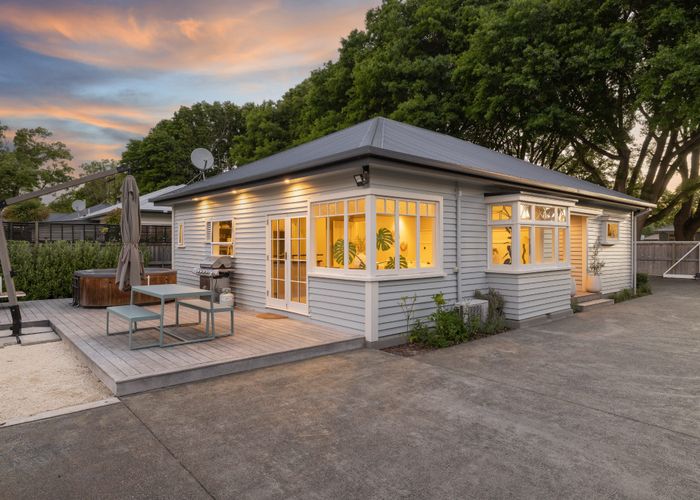  at 74 Severn Street, St. Albans, Christchurch City, Canterbury