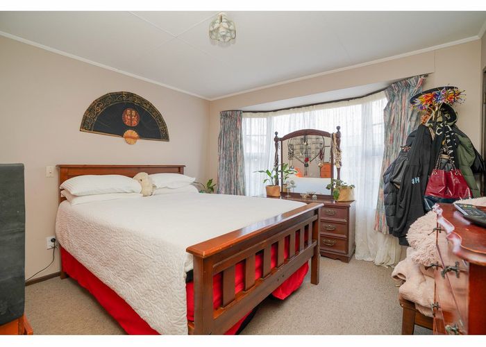  at 94 Dunbeath Crescent, Kew, Invercargill