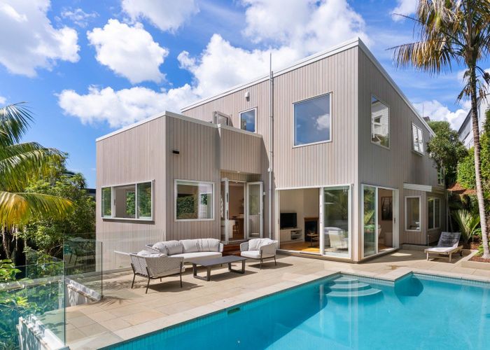  at 2/62 St Georges Bay Road, Parnell, Auckland City, Auckland