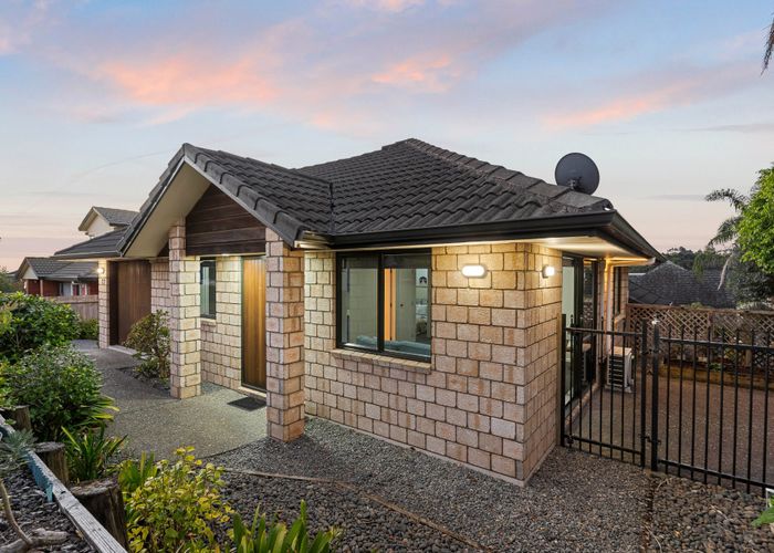  at 4A Aldon Lane, The Gardens, Manukau City, Auckland