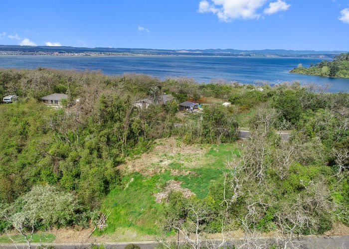  at 7 Parawera Drive, Acacia Bay, Taupo