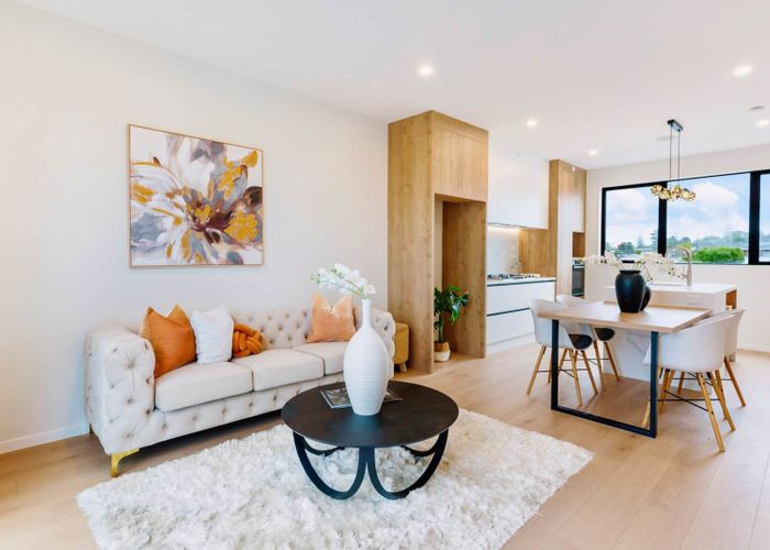  at 126B Chivalry Road, Glenfield, North Shore City, Auckland