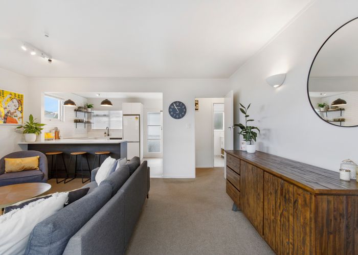  at 1/23 Lake Road, Northcote, Auckland