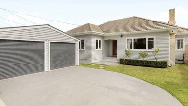  at 5 Bettina Road, Fairfield, Hamilton