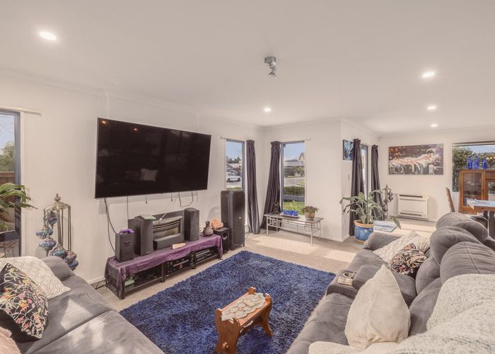  at 5 Excalibur Place, Burwood, Christchurch