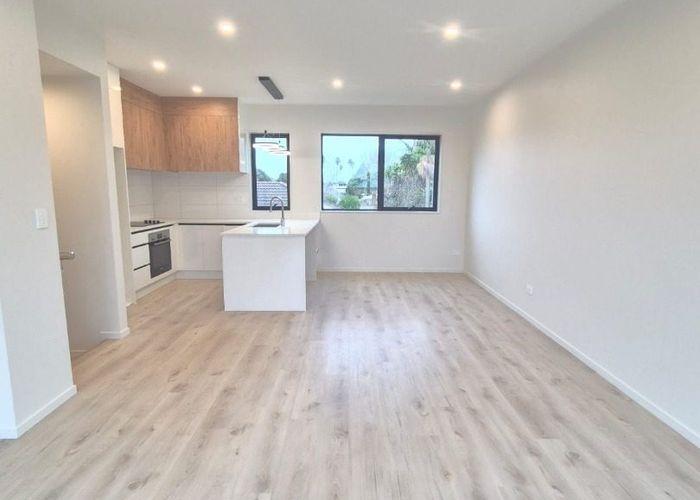  at 10/130 Rosebank Road, Avondale, Auckland City, Auckland