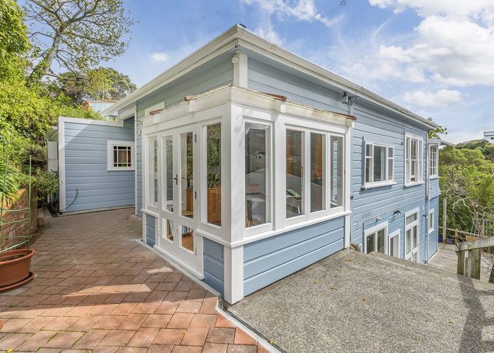  at 36 Sutherland Crescent, Melrose, Wellington, Wellington