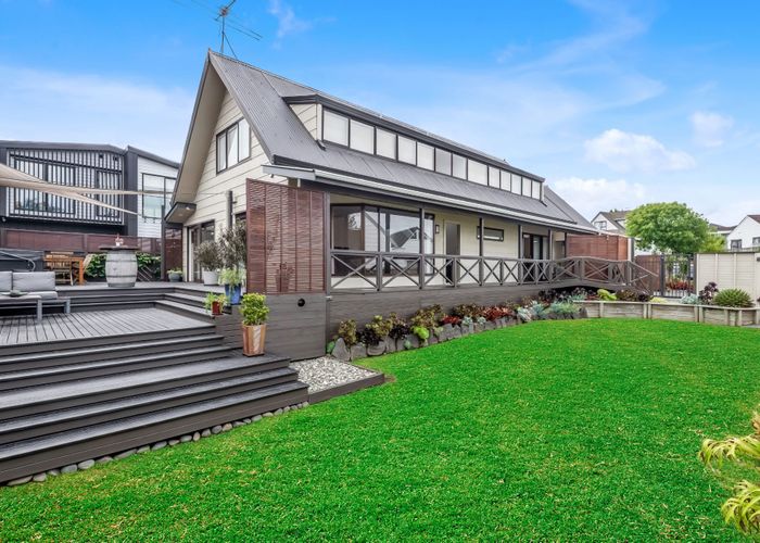  at 11 Marendellas Drive, Bucklands Beach, Manukau City, Auckland