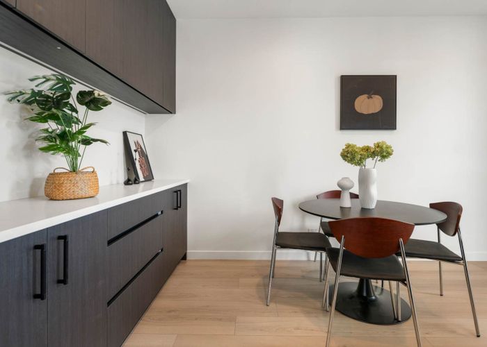  at 9 Seaview Road, Glenfield, North Shore City, Auckland