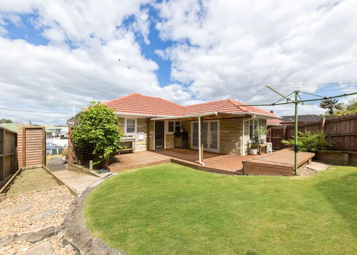  at 21 Britton Avenue, Mount Roskill, Auckland