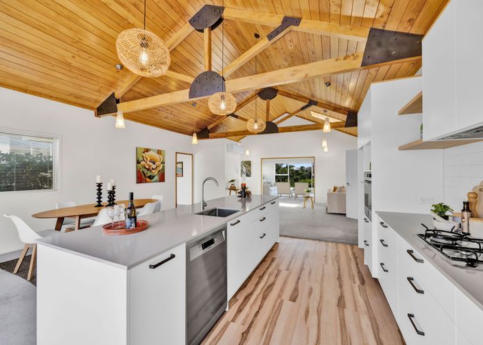  at 11 Margaret Place, Merrilands, New Plymouth, Taranaki