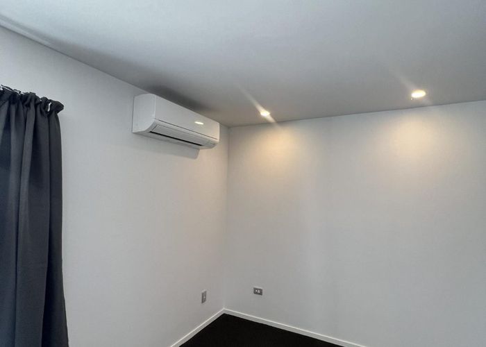  at 2/630 Hereford Street, Linwood, Christchurch City, Canterbury