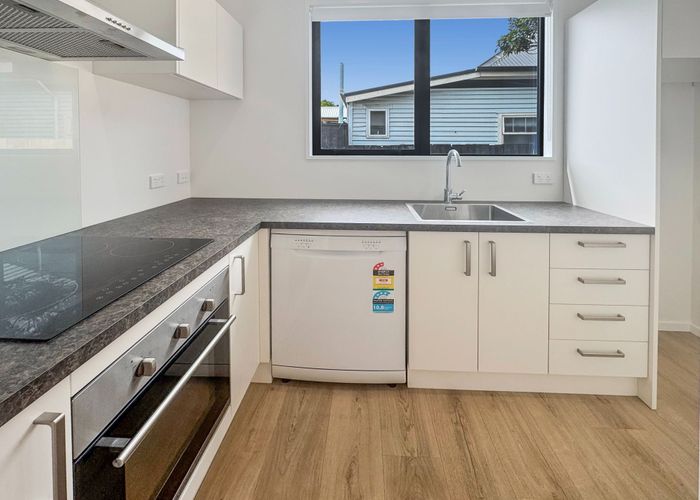  at 2/425 Hereford St, Linwood, Christchurch City, Canterbury