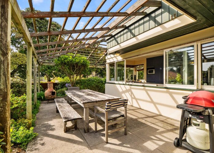  at 303 Oceanbeach Road, Mount Maunganui, Tauranga, Bay Of Plenty