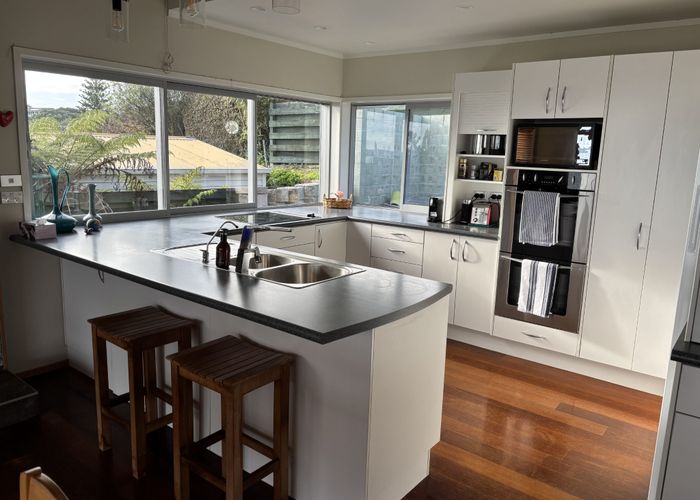  at 40 Craig Road, Maraetai, Manukau City, Auckland