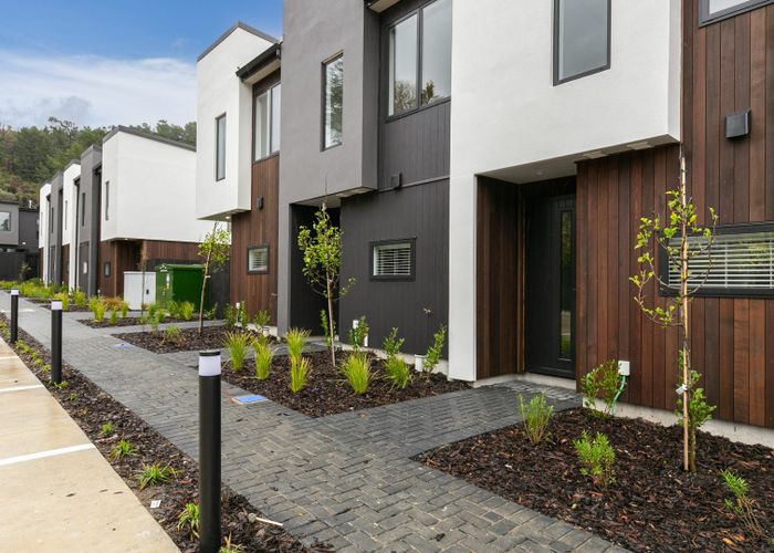  at 8/28 Raukawa Street, Stokes Valley, Lower Hutt, Wellington