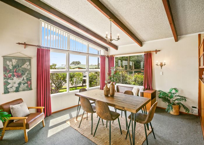  at 3 Cumberland Street, Merrilands, New Plymouth, Taranaki