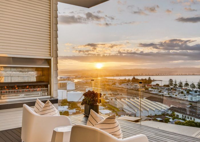  at 40 Roslyn Road, Bluff Hill, Napier, Hawke's Bay