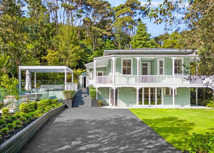  at 1-9 Deirdre Place, Titirangi, Waitakere City, Auckland