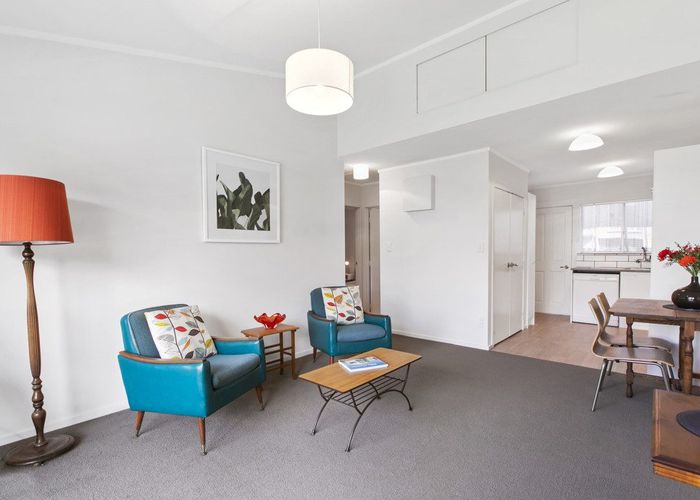  at 3/166 Beach Haven Road, Beach Haven, North Shore City, Auckland