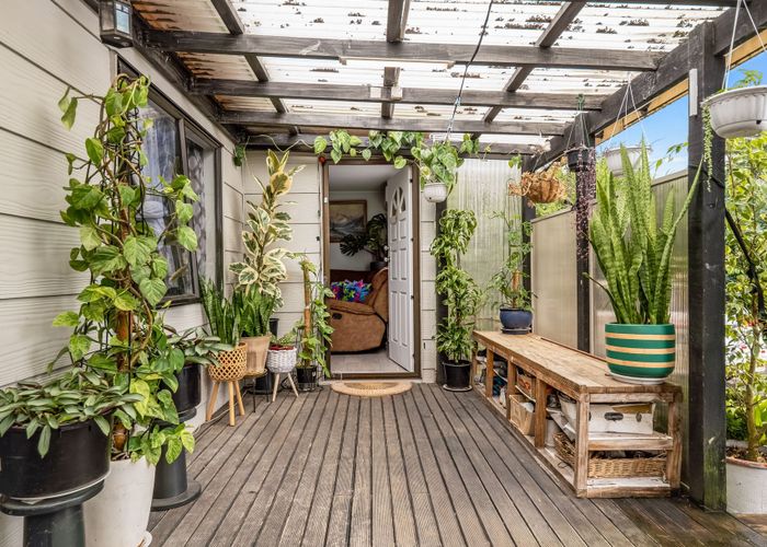  at 1/32 Starforth Place, Henderson, Waitakere City, Auckland