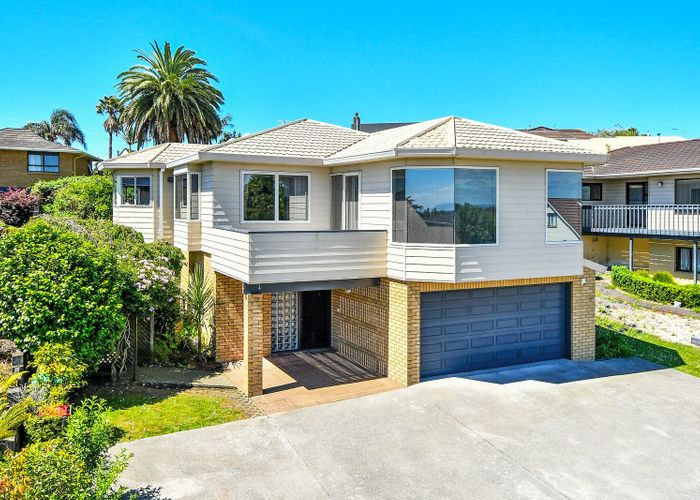 at 5 Paulownia Place, Totara Heights, Auckland
