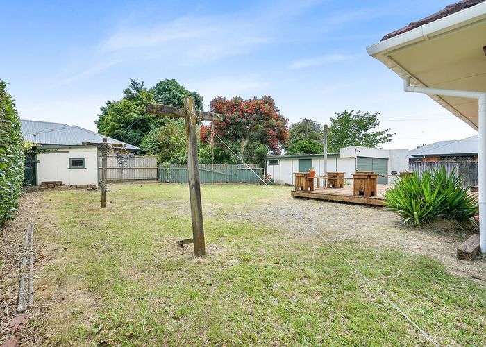  at 25 Fifth Avenue, Enderley, Hamilton