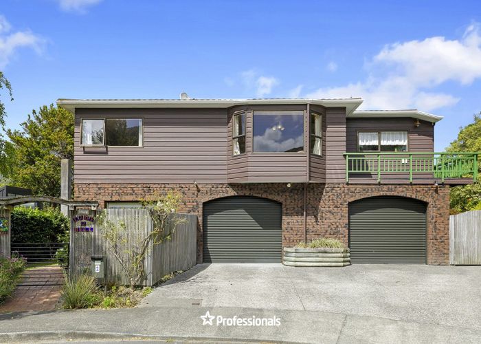  at 2 Lady Bell Grove, Eastbourne, Lower Hutt, Wellington