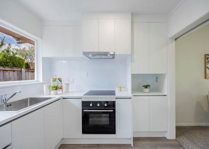  at 2/2 Marsden Avenue, Mount Eden, Auckland City, Auckland