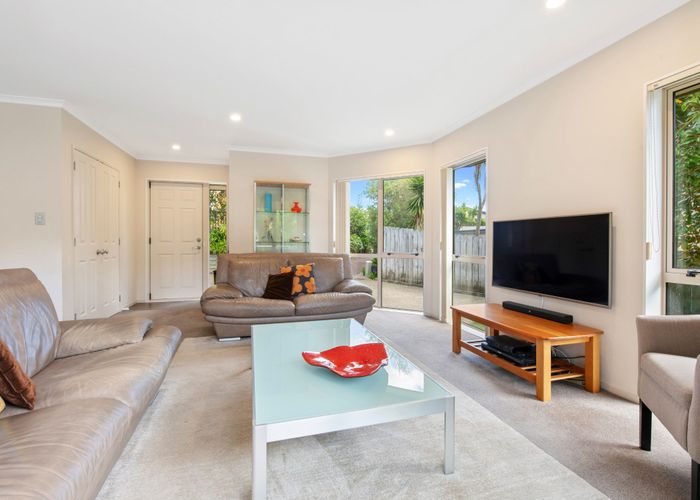  at 38 Monte Cassino Place, Birkdale, Auckland