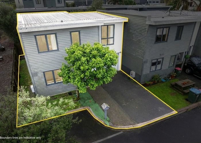  at 28 Saintly Lane, Avondale, Auckland City, Auckland