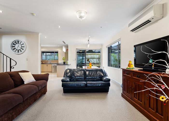  at 11 Geranium Avenue, Flat Bush, Auckland