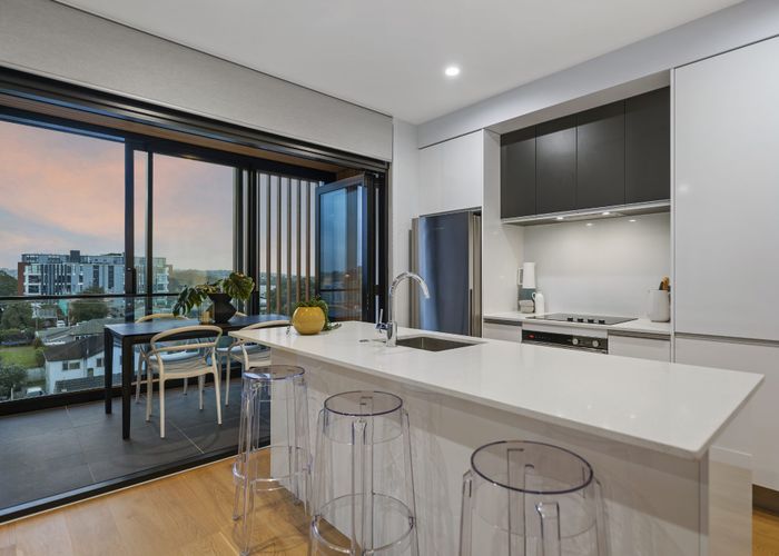  at 401/74 Anzac Street, Takapuna, Auckland