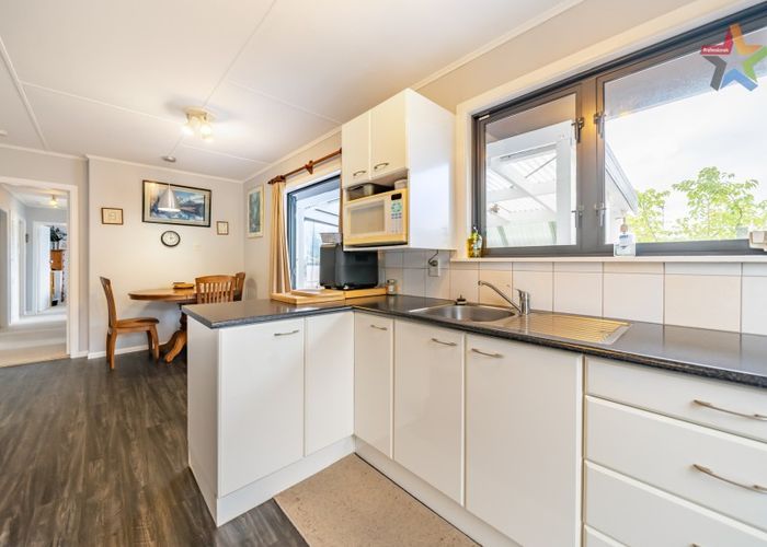  at 325 Wellington Road, Wainuiomata, Lower Hutt